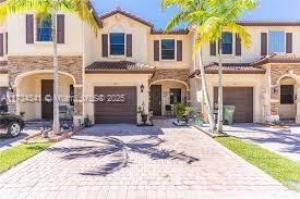 Property for Sale at 348 Ne 37th Ter, Homestead, Miami-Dade County, Florida - Bedrooms: 3 
Bathrooms: 3  - $395,000