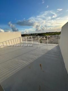 PARADISE ONE - Residential