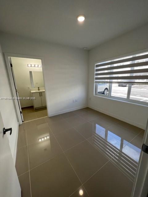 PARADISE ONE - Residential
