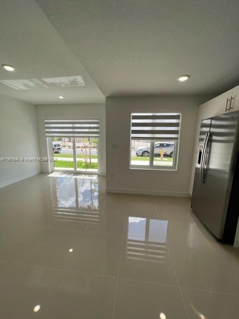 PARADISE ONE - Residential