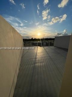 PARADISE ONE - Residential