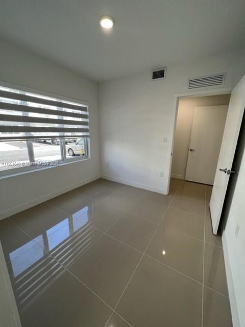 PARADISE ONE - Residential