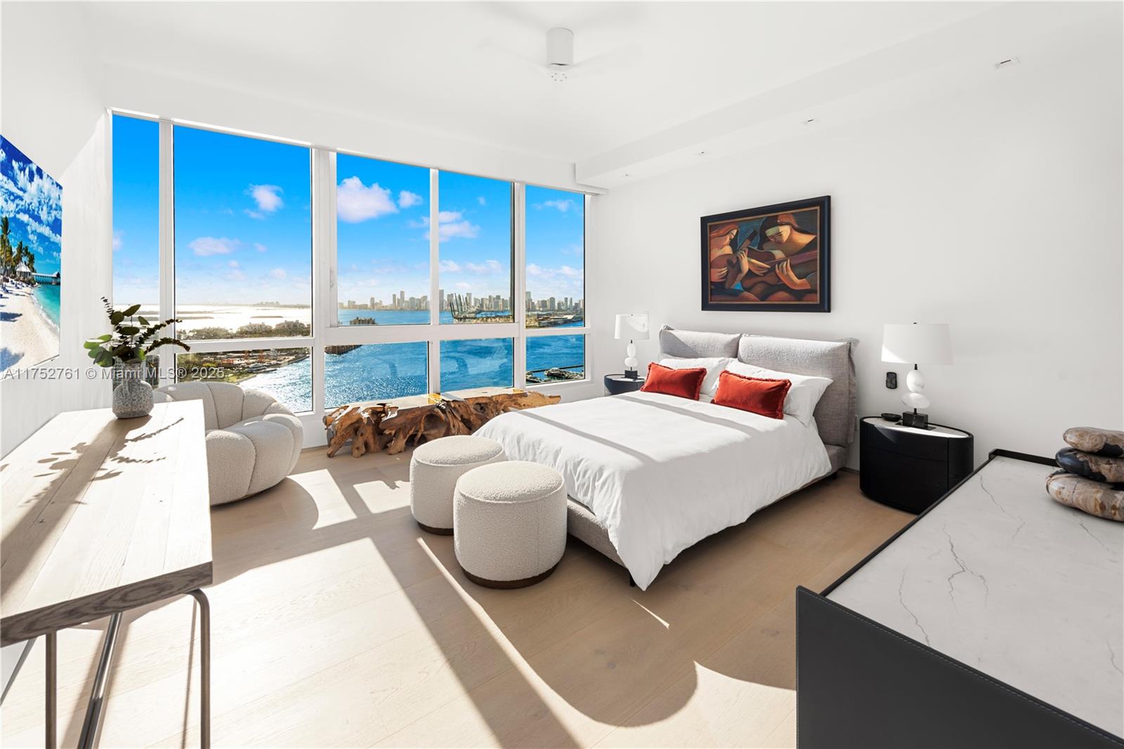 CONTINUUM ON SOUTH BEACH - Residential