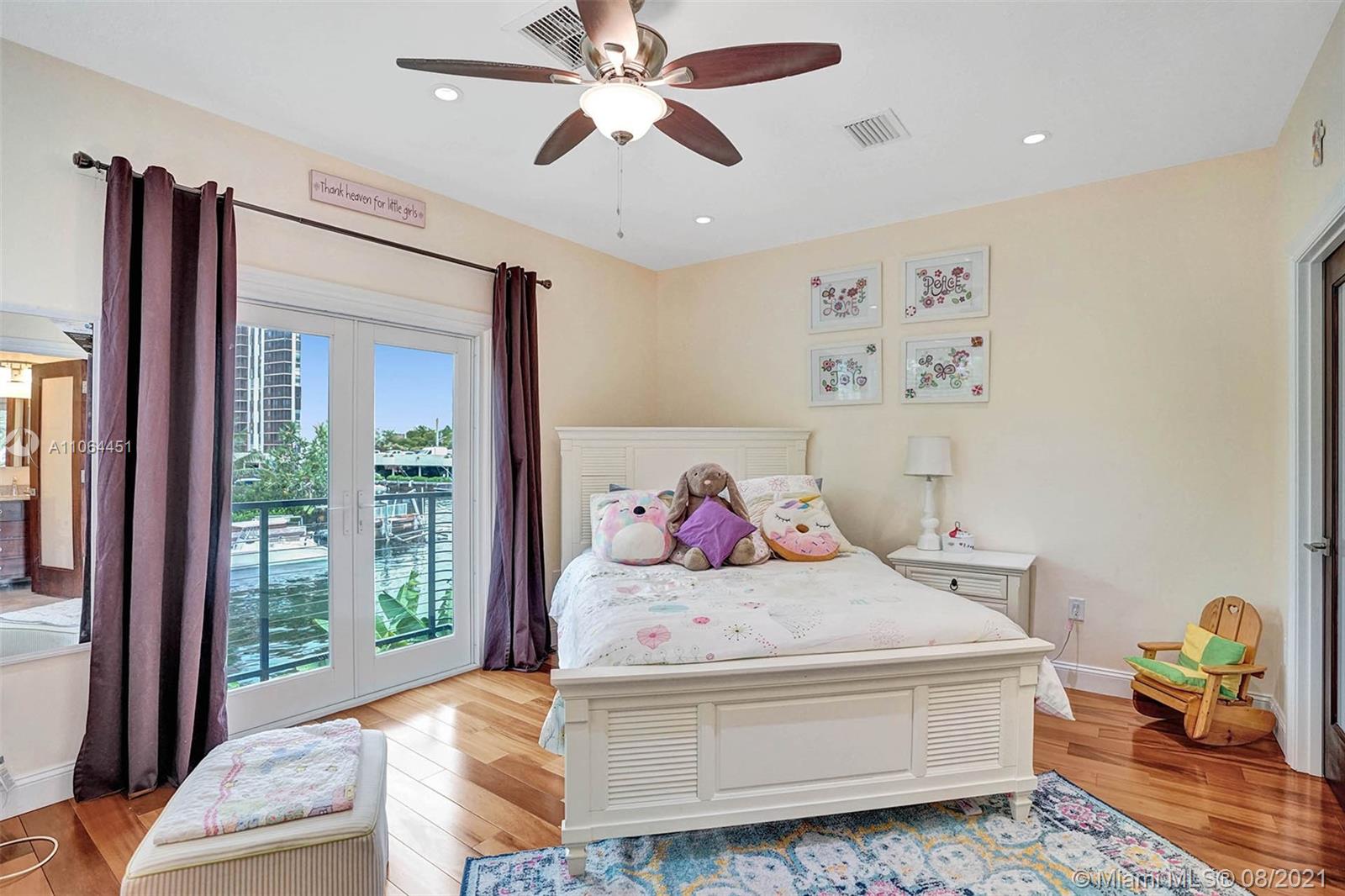 KEYSTONE ISLAND NO 5 - Residential