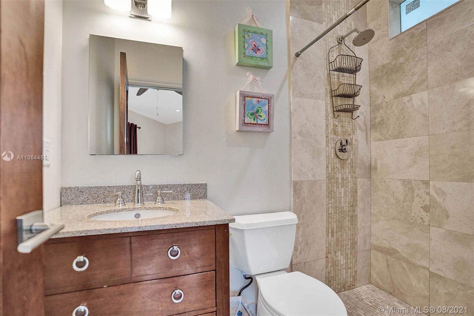 KEYSTONE ISLAND NO 5 - Residential