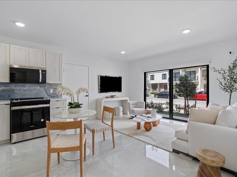 On Grandville - Residential