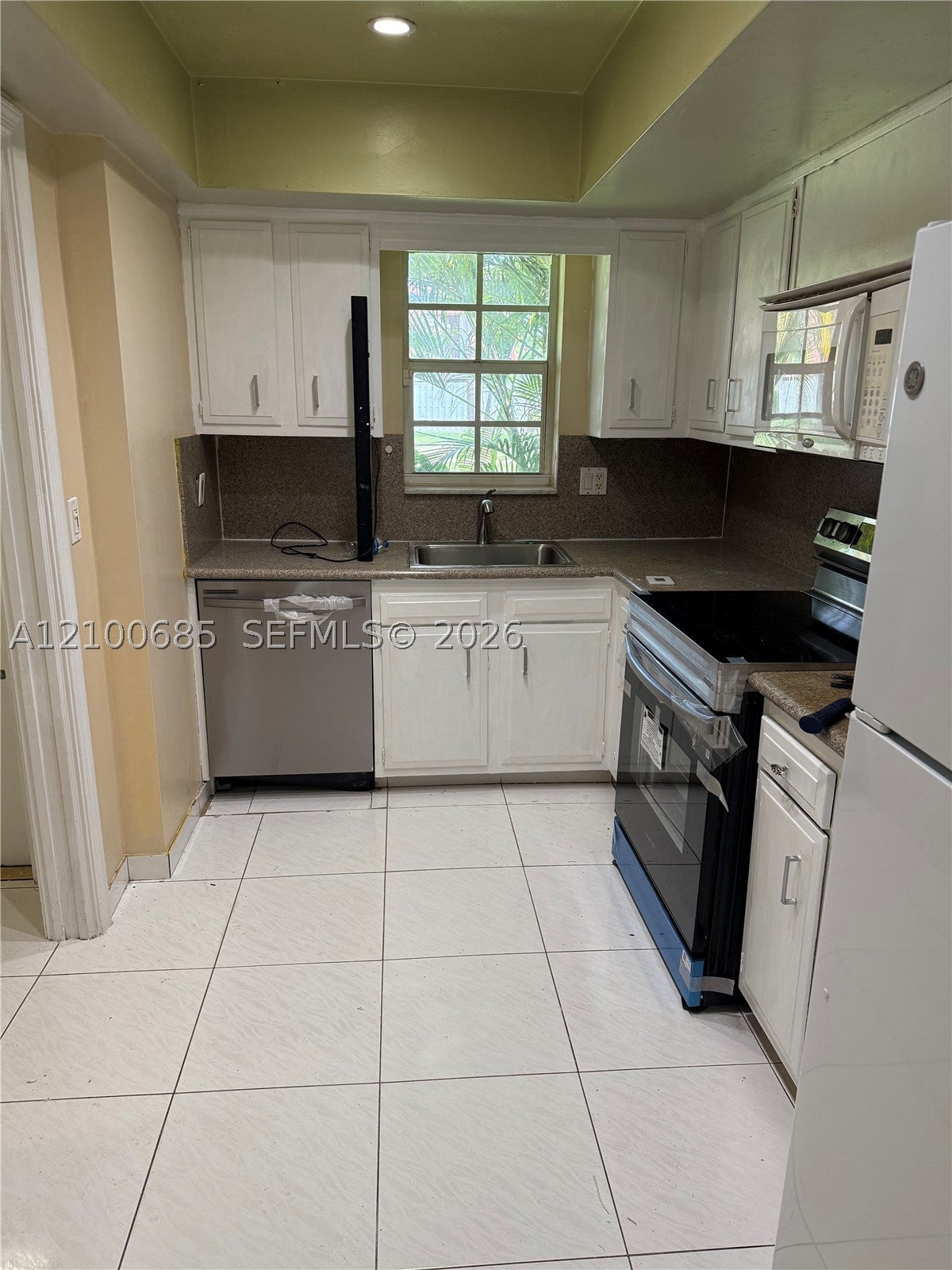 1420 SW 28th Ave 6
