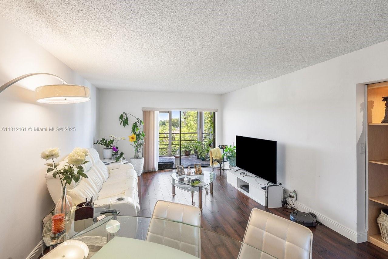 ISLE OF SANDALFOOT CONDO - Residential