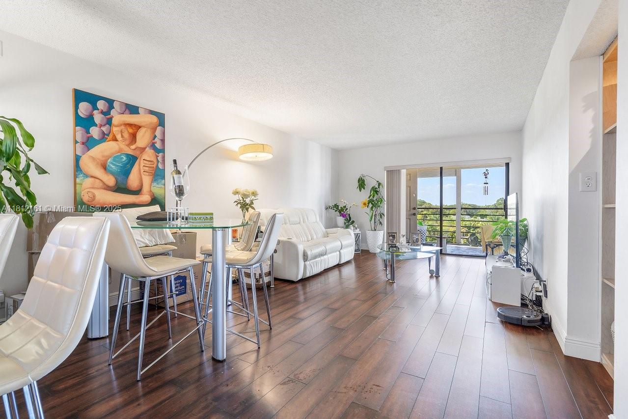 ISLE OF SANDALFOOT CONDO - Residential