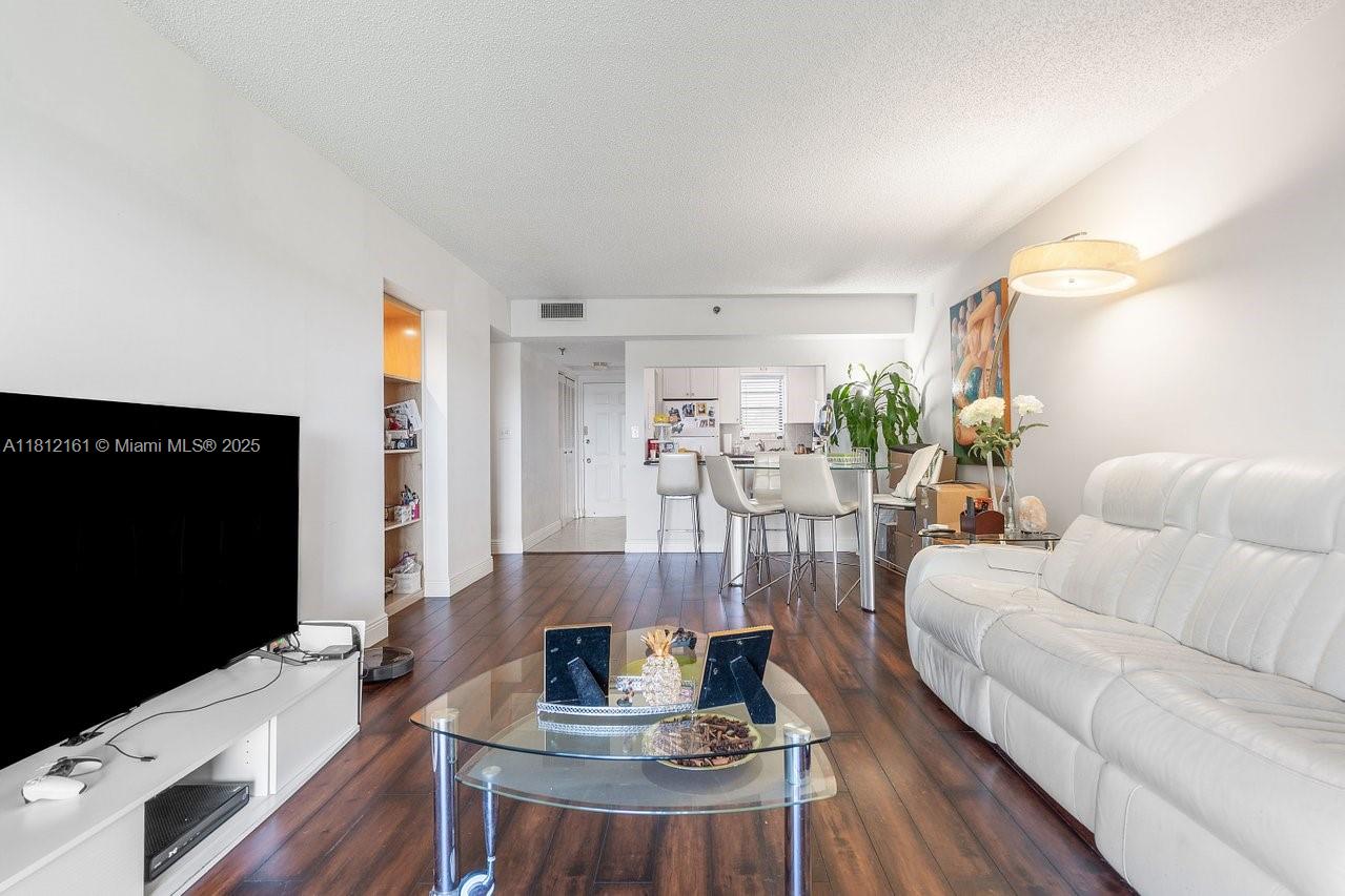 ISLE OF SANDALFOOT CONDO - Residential