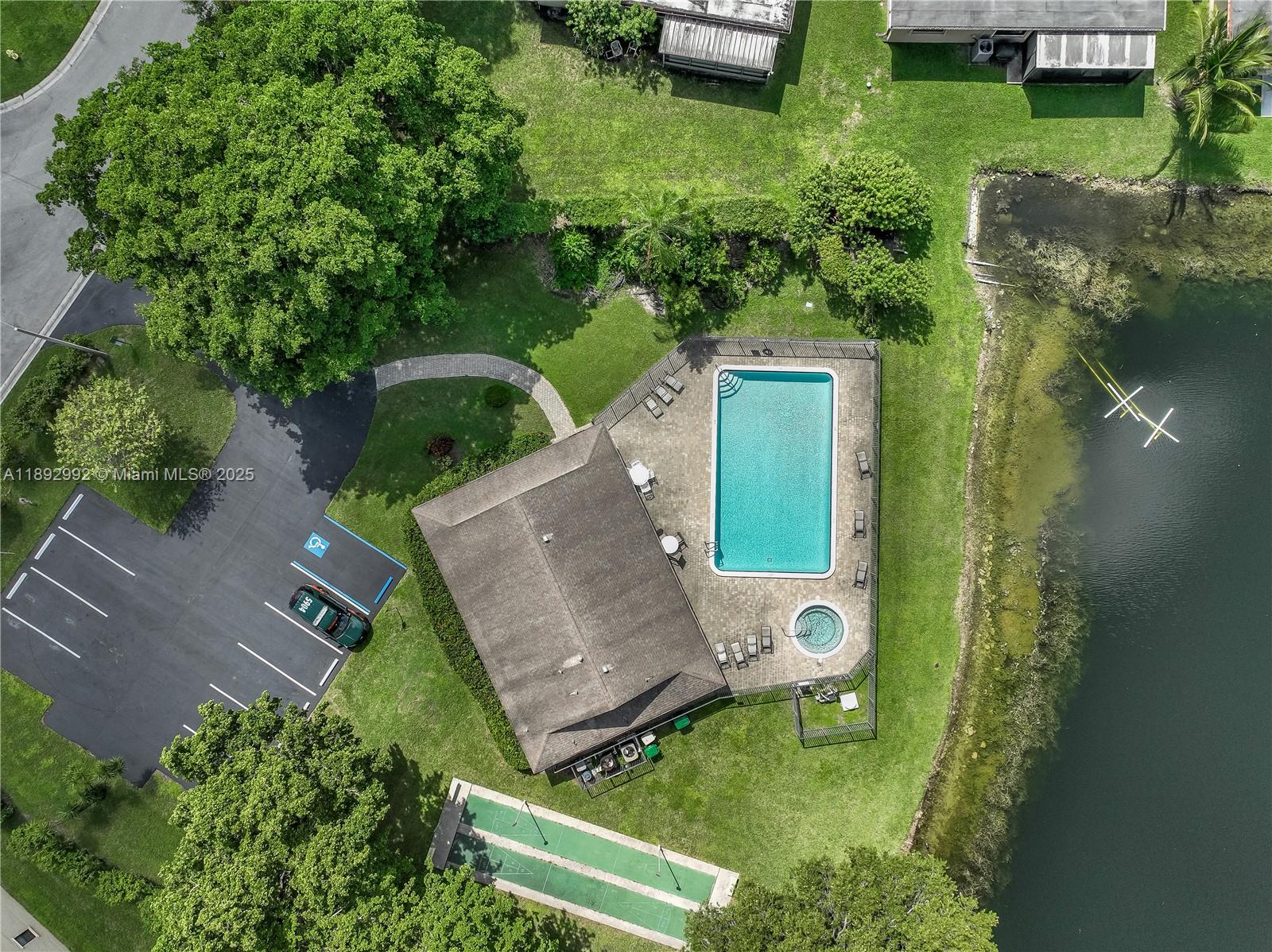 SPRINGLAKE II - Residential