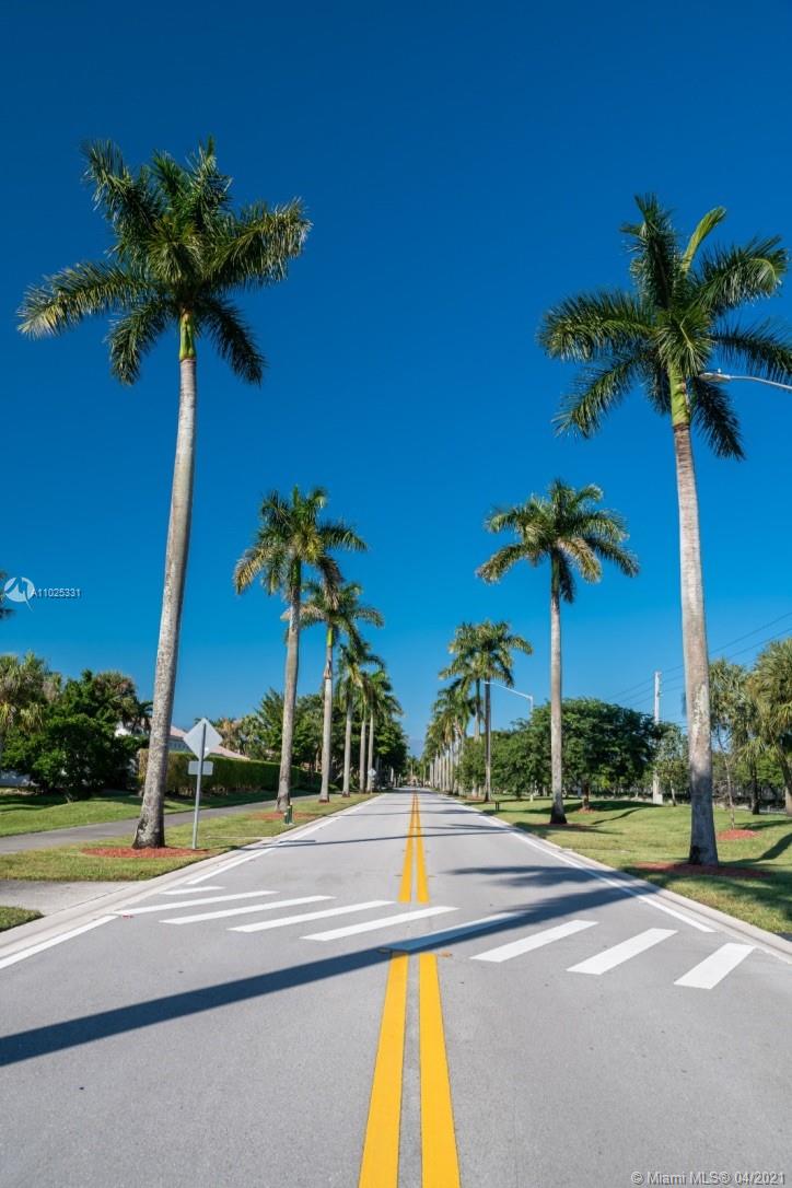 ENCINO AT GRAND PALMS #2 - Residential Lease