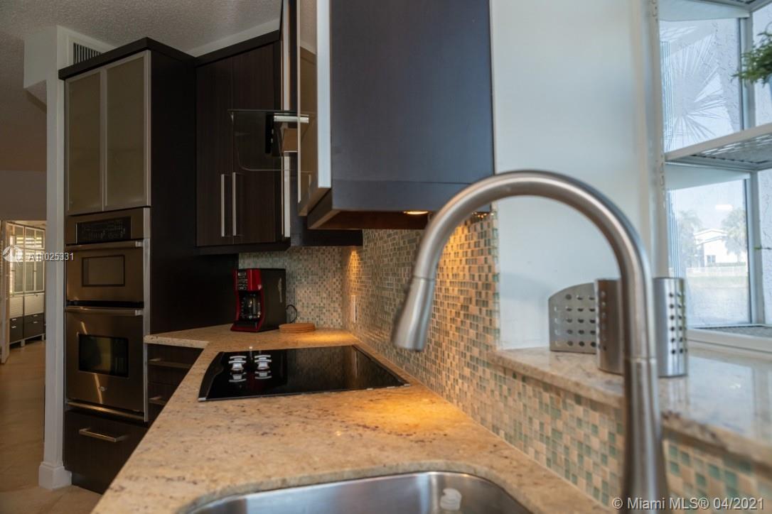 ENCINO AT GRAND PALMS #2 - Residential Lease