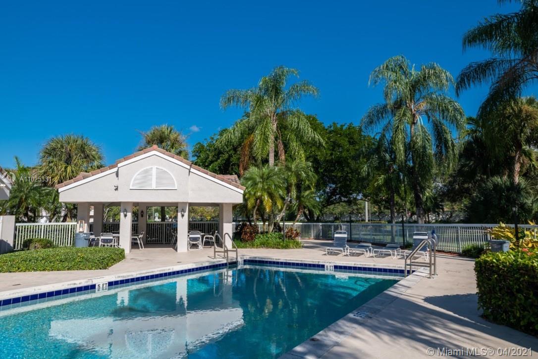 ENCINO AT GRAND PALMS #2 - Residential Lease