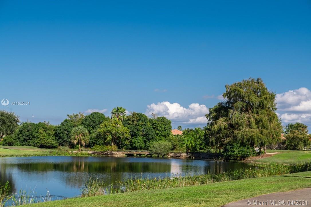 ENCINO AT GRAND PALMS #2 - Residential Lease