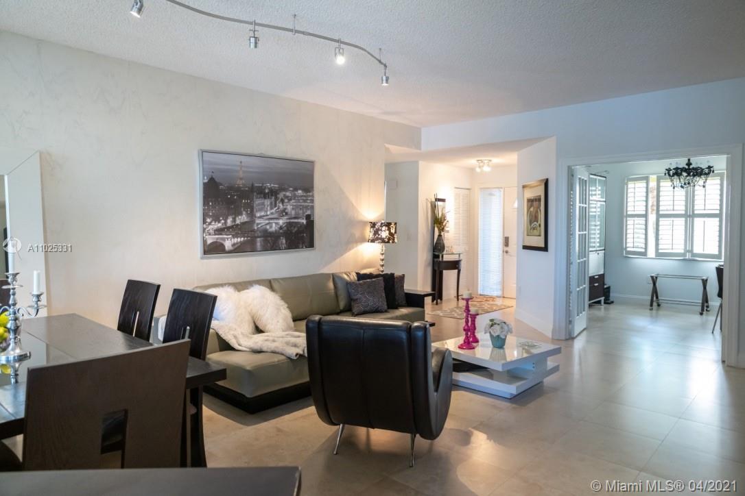 ENCINO AT GRAND PALMS #2 - Residential Lease