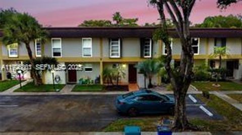 3331 Farragut St 8A Hollywood FL 33021