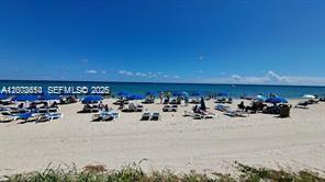 THE AVENTURA BEACH CLUB CO - Residential