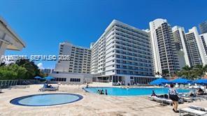 THE AVENTURA BEACH CLUB CO - Residential