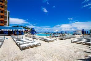 THE AVENTURA BEACH CLUB CO - Residential