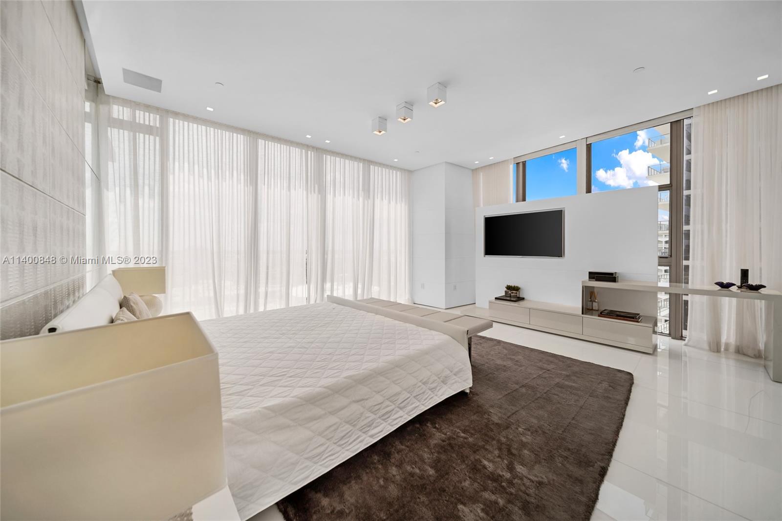 BAL HARBOUR NORTH SOUTH C - Residential