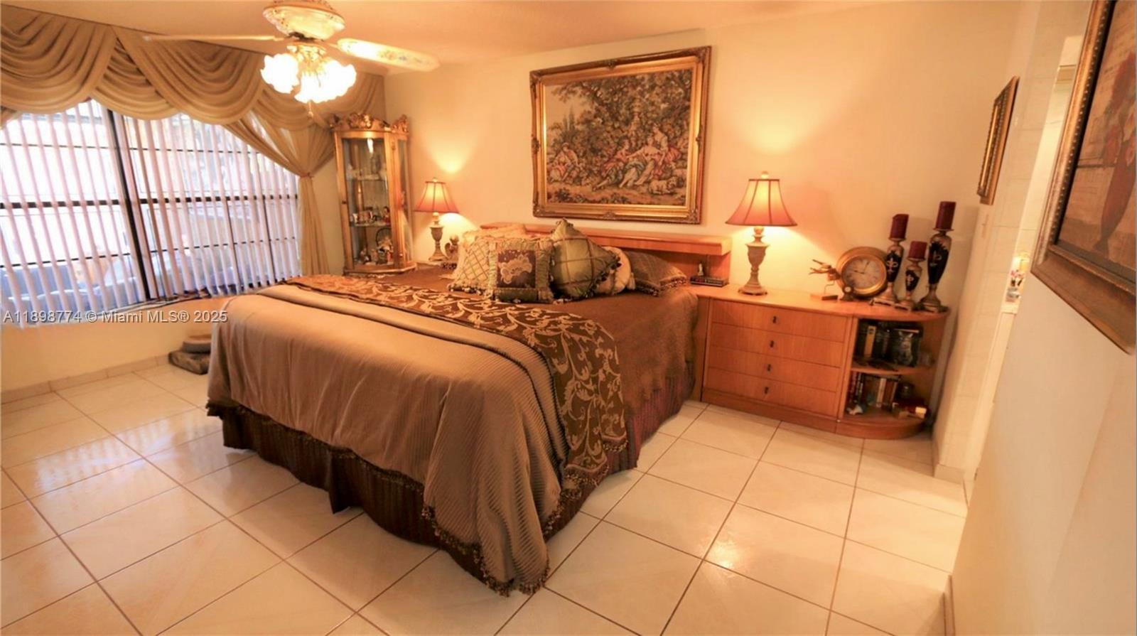 NOVA HILLS CONDOMINIUM 2 - Residential
