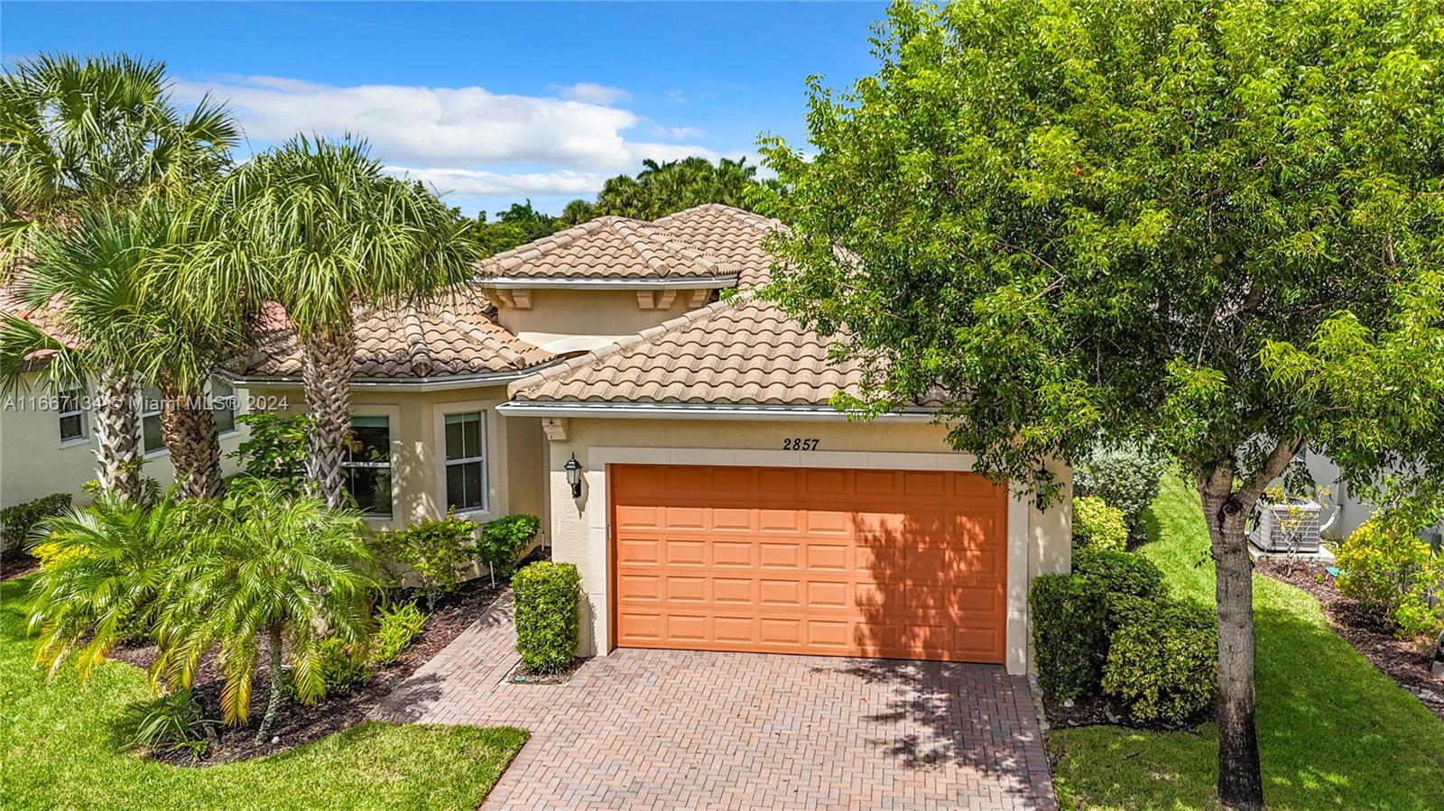 2857 Bellarosa Cir Cir, Royal Palm Beach, Palm Beach County, Florida - 3 Bedrooms  
2 Bathrooms - 