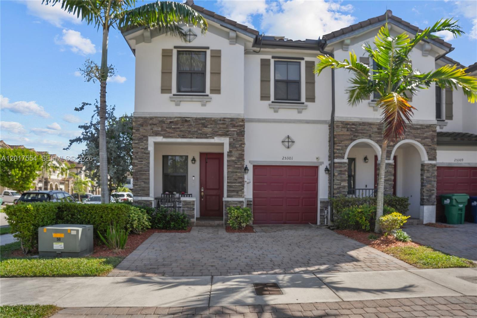 COCO PALM ESTATES - Residential