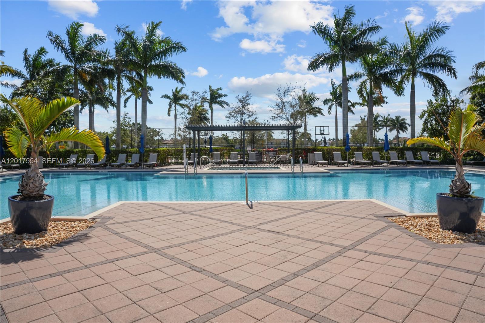 COCO PALM ESTATES - Residential
