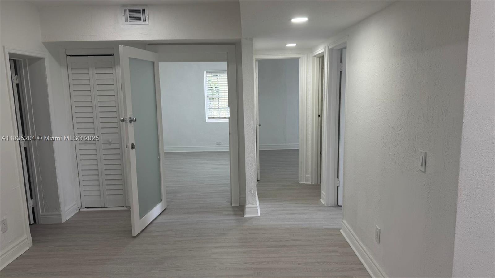 BUNCHE PARK - Residential