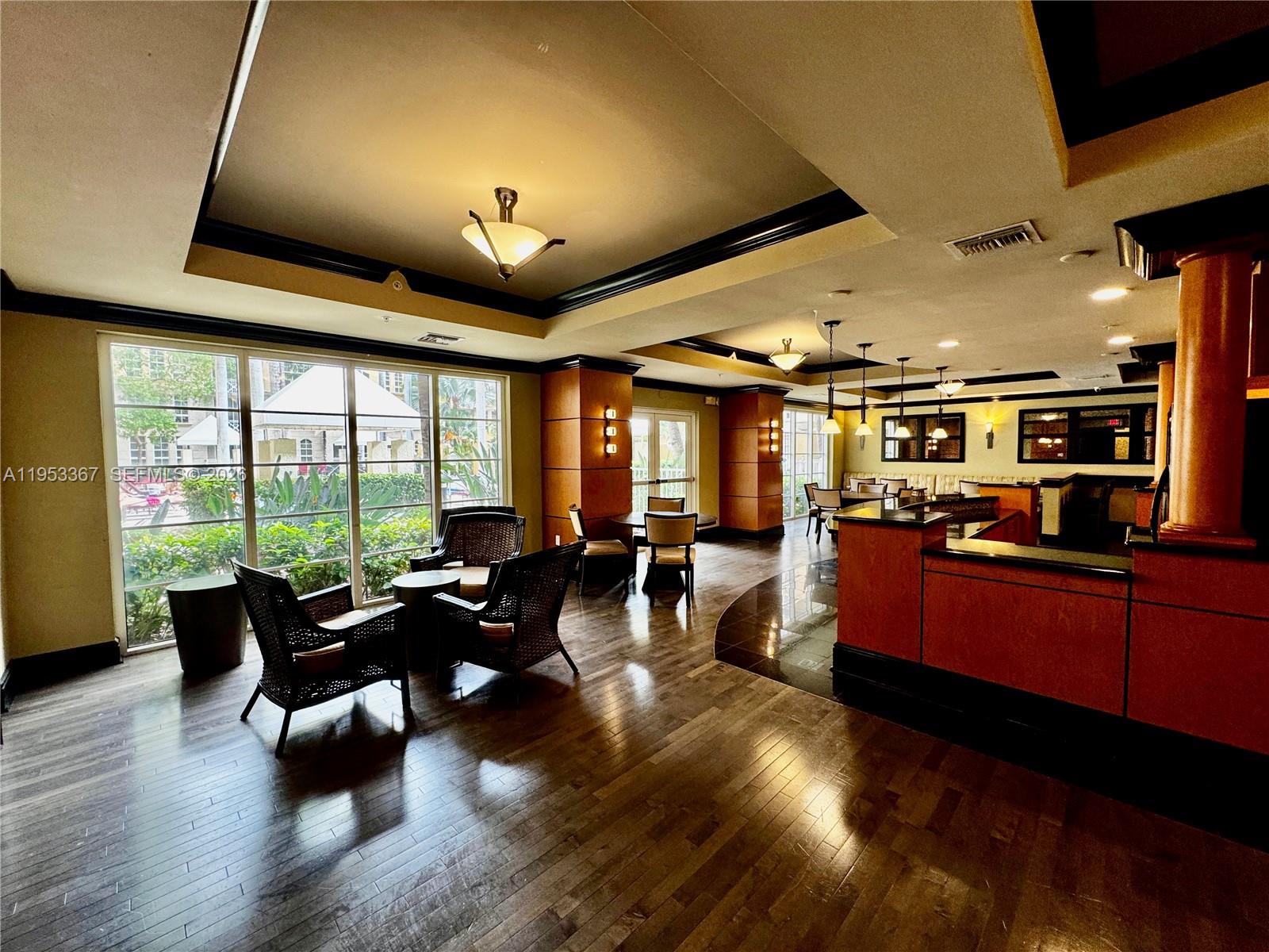 ALAQUA CONDO - Residential