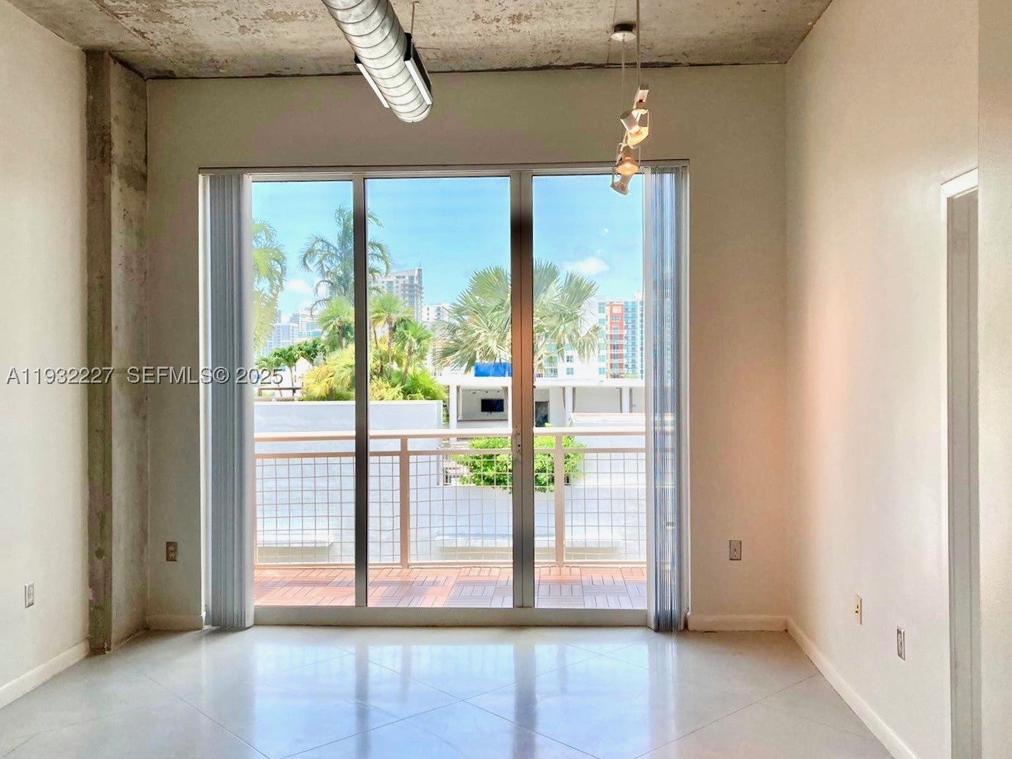 2001 Biscayne Blvd 2608