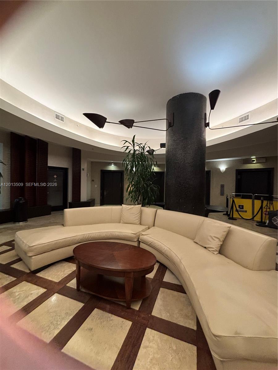 FLAMINGO SOUTH BEACH I CO - Residential