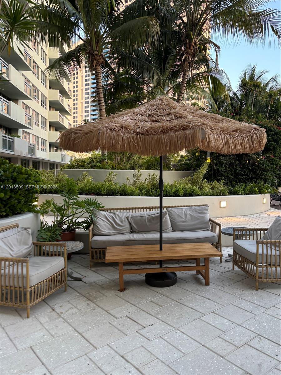 1500 Bay Rd 1568S