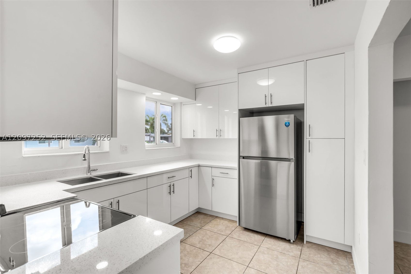 View photos, virtual tours, details... 6609 SW 1st Ct