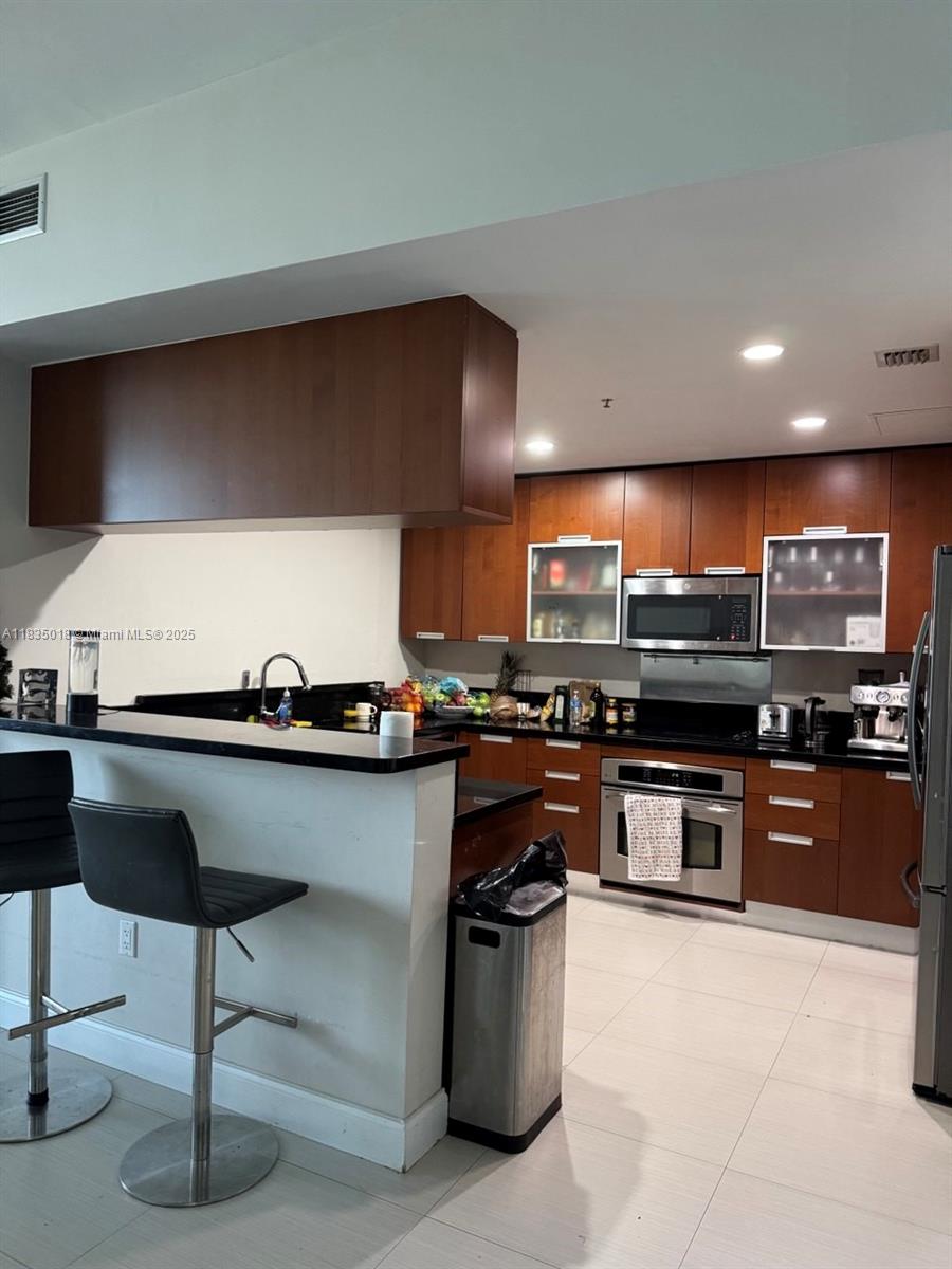 THE LEXI CONDO - Residential