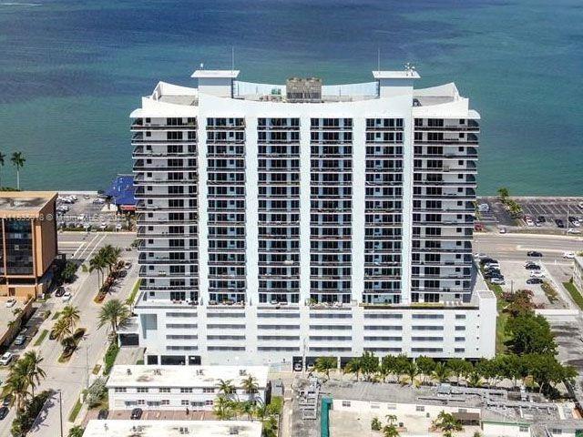 THE LEXI CONDO - Residential