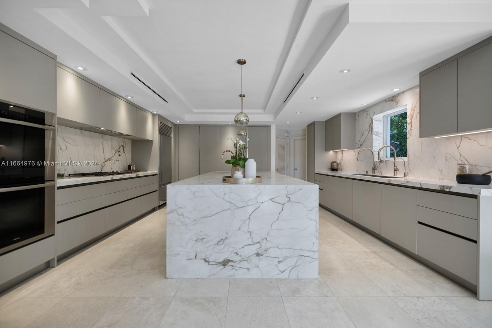 SUNSET LAKE EXTENSION - Residential