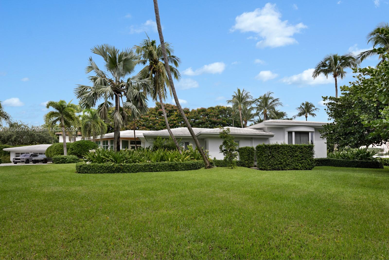 SUNSET LAKE EXTENSION - Residential