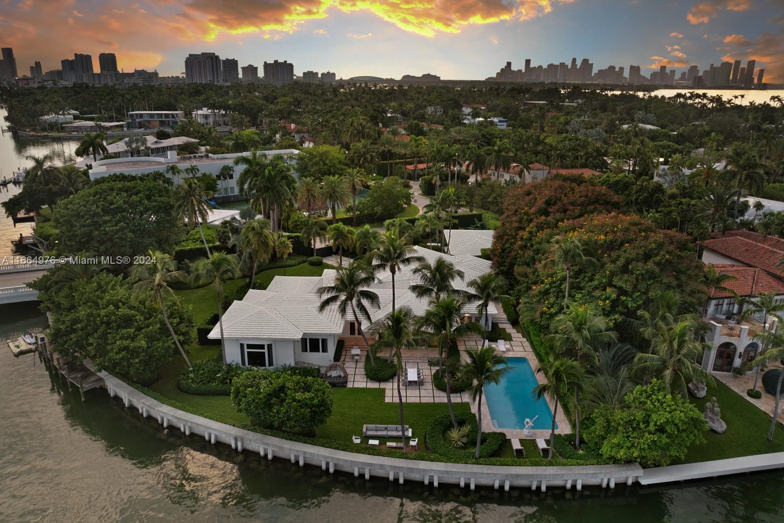 SUNSET LAKE EXTENSION - Residential