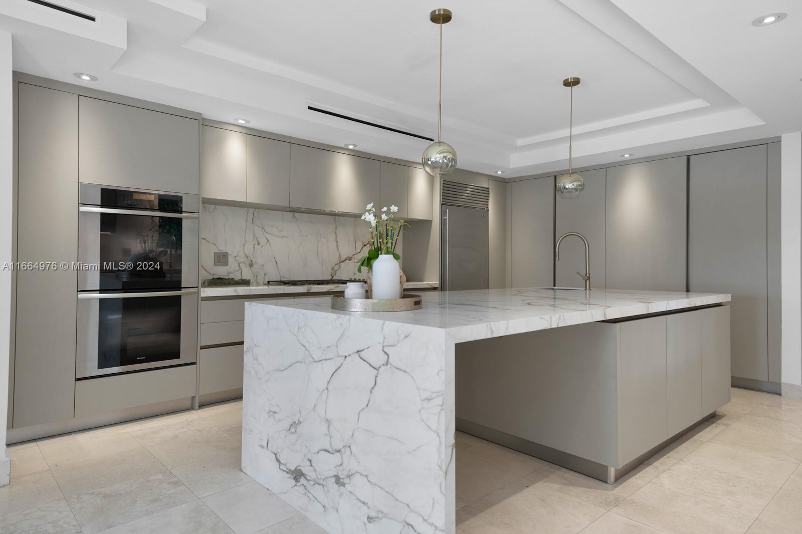 SUNSET LAKE EXTENSION - Residential