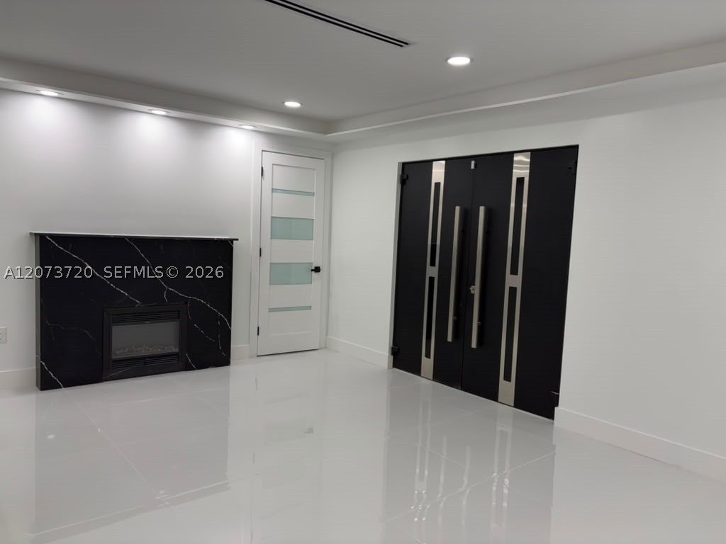 464 Minola Dr