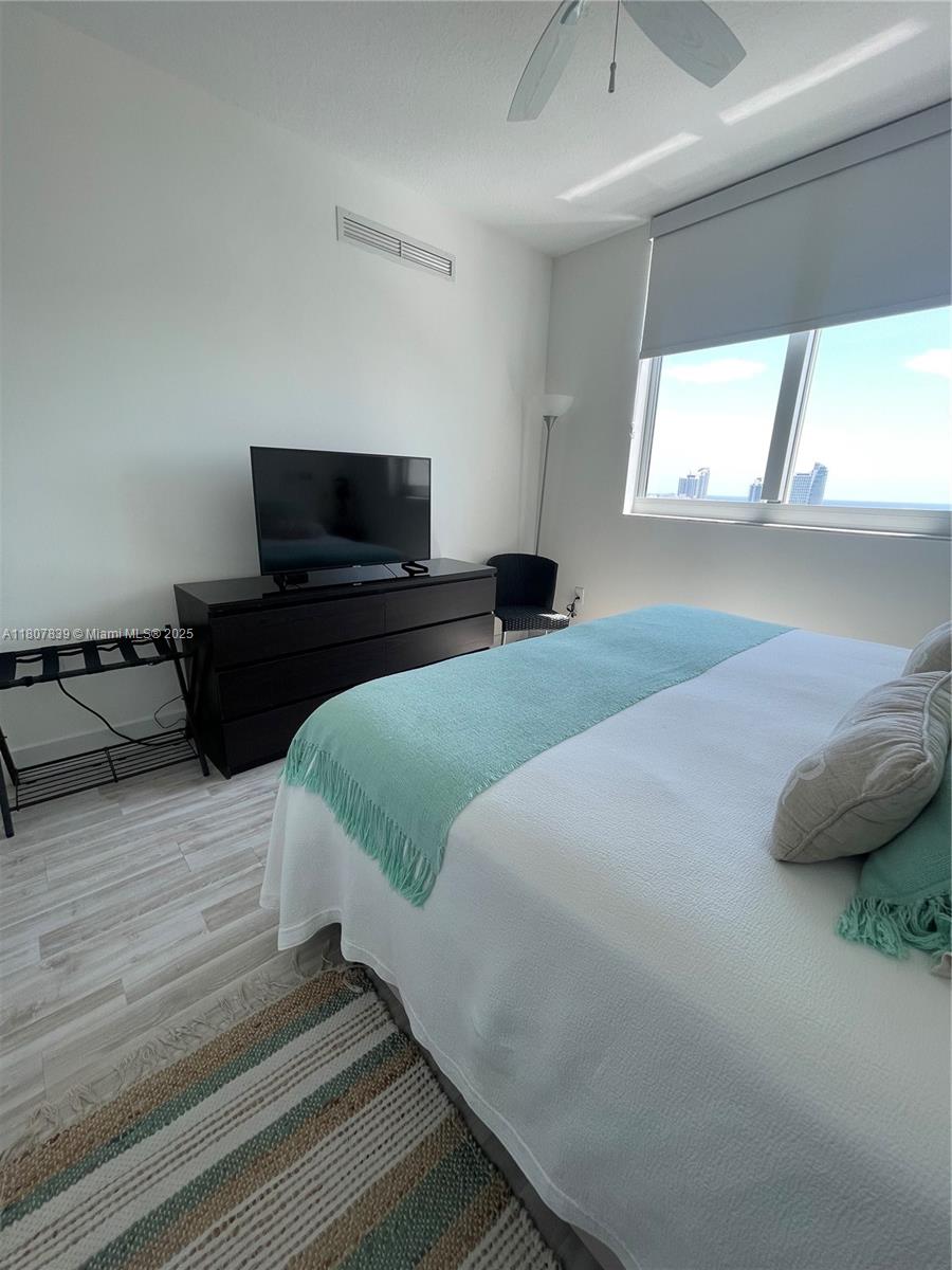 DUO CONDOMINIUM EAST - Residential Lease