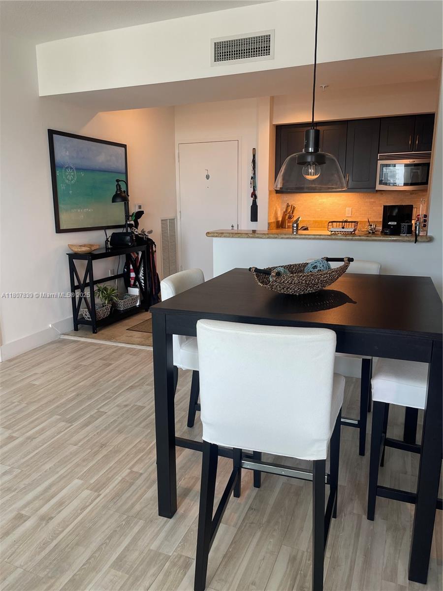 DUO CONDOMINIUM EAST - Residential Lease