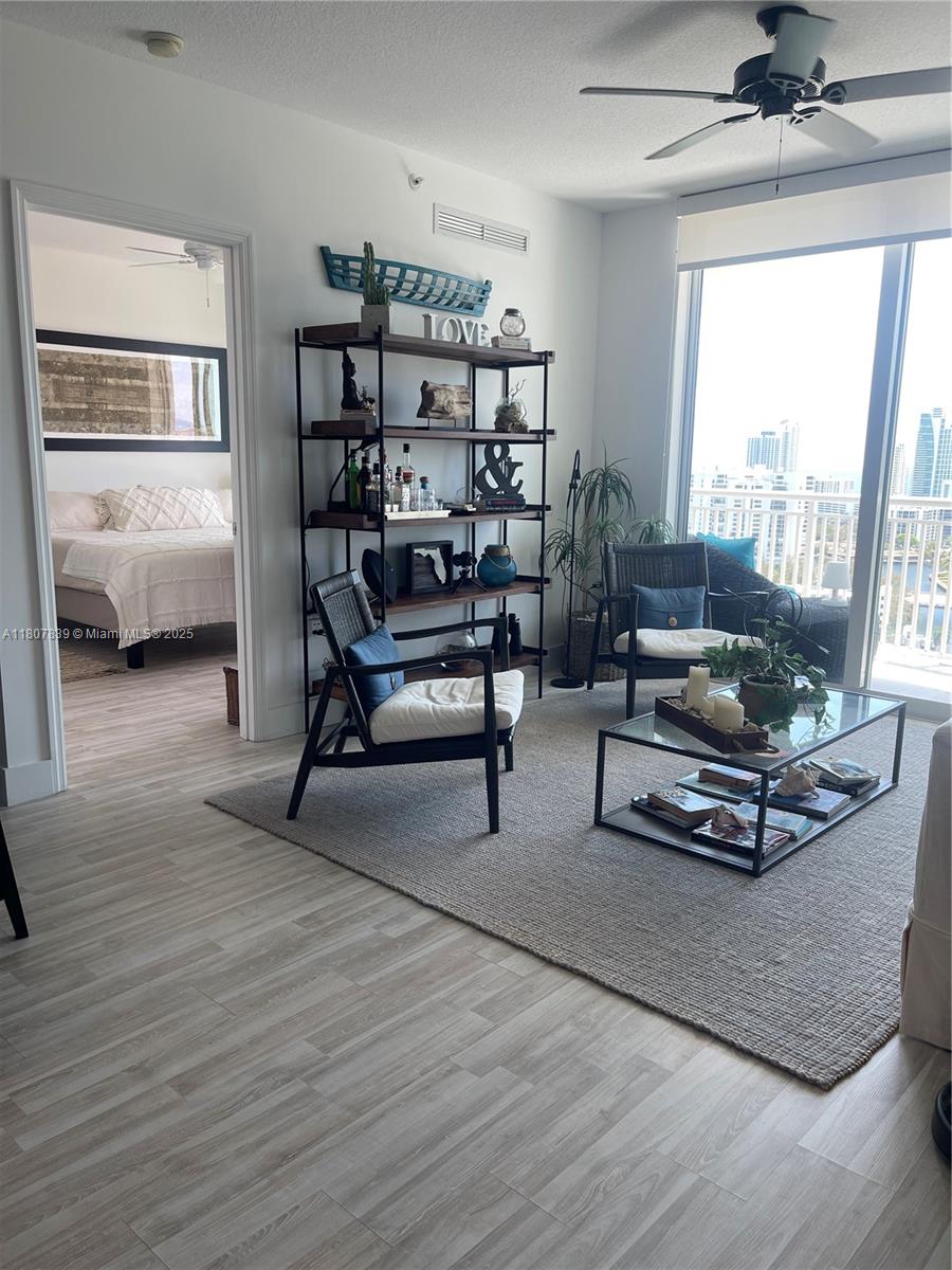 DUO CONDOMINIUM EAST - Residential Lease