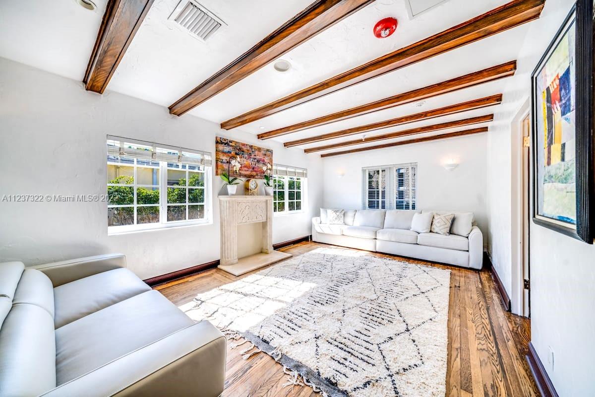 LINCOLN SUB - Residential