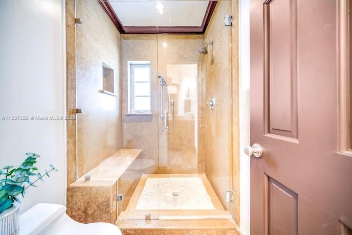 LINCOLN SUB - Residential