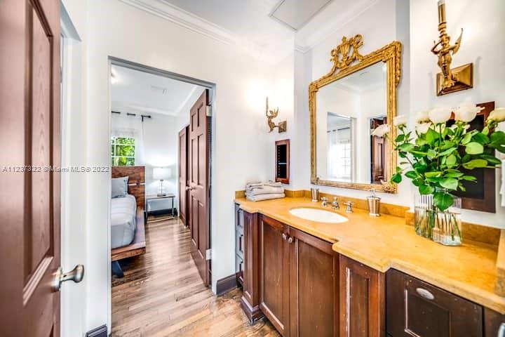 LINCOLN SUB - Residential