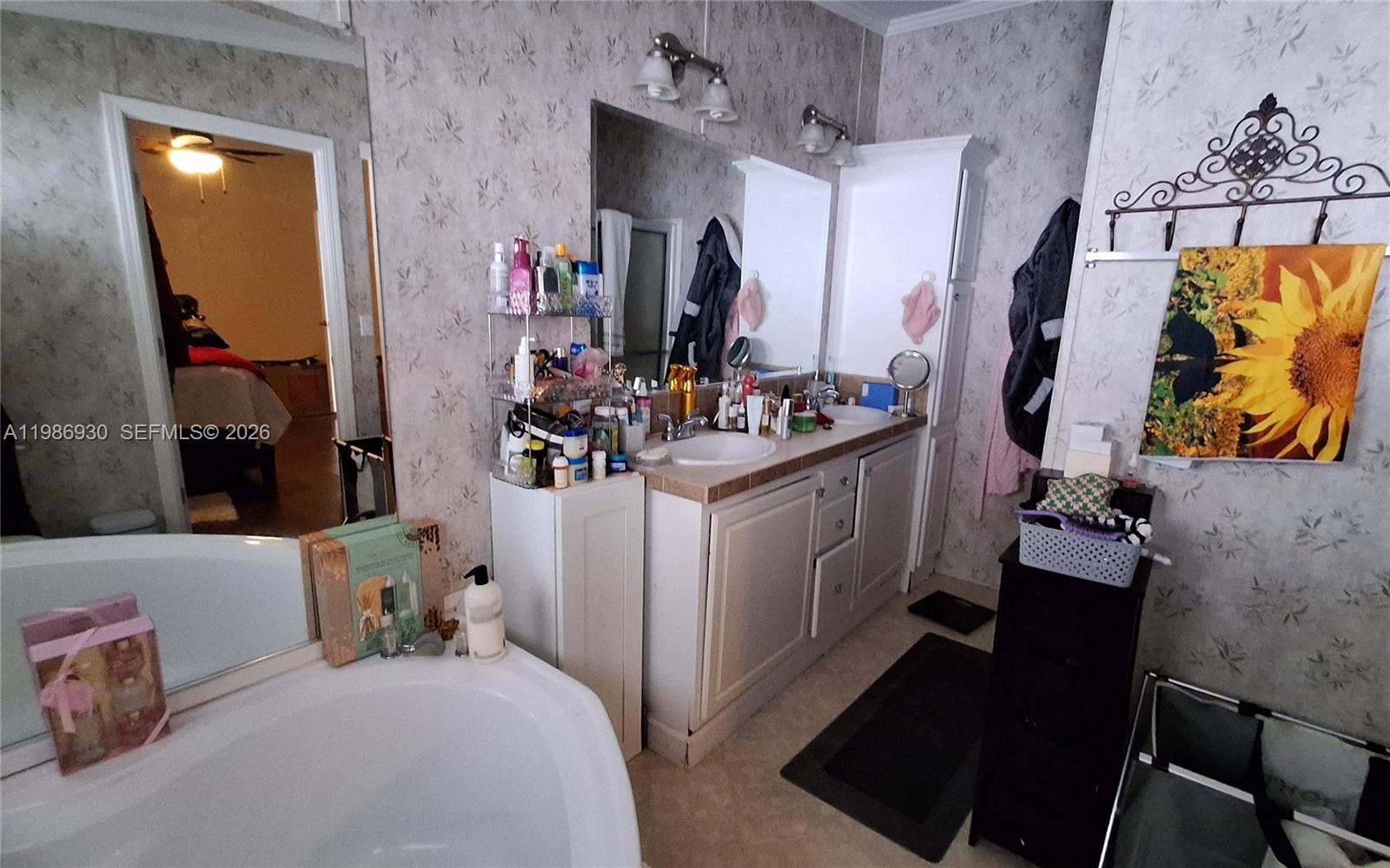 Everglades Lakes - Residential