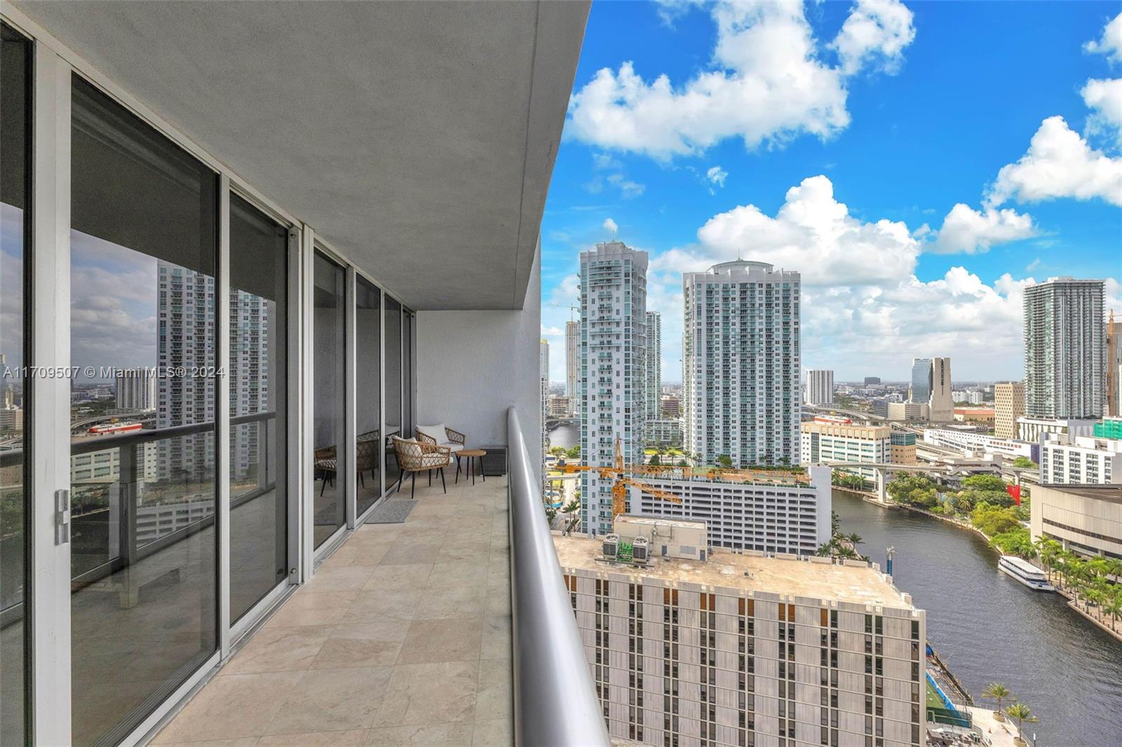 485 Brickell Ave 2503